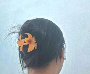 flower claw clip