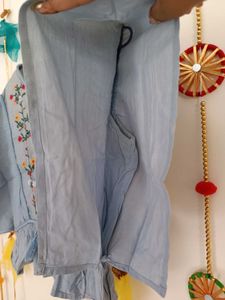 Blue Floral Embroidery Top