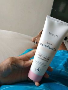 Oriflame Glow Essentials