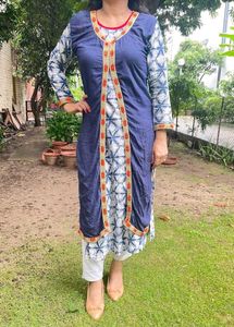 Elegant Kurta With Embroidery