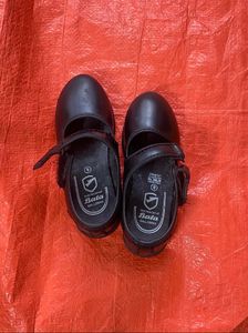Bata School Shoe For Kids Slightly Used
