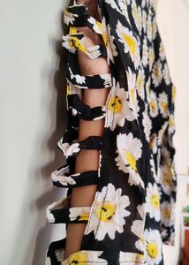 High neck, Shoulder Cut Flared Top.