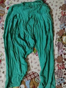 Green Leggings for women 💚