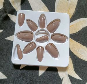 Artificial Nails