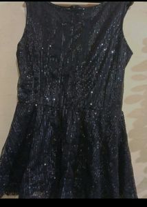 Women Sequence Top