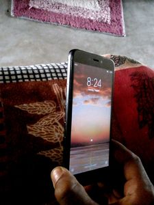 REDMI 4 (4/64, BLACK)  MOBILE IN EXCELLENT CONDITI