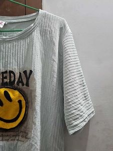 Nice Day Smiley Face Graphic Tee