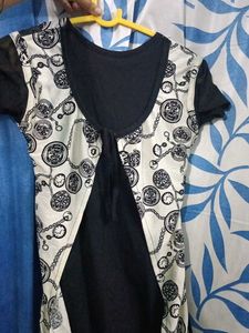 Black &amp; White Patterned Top