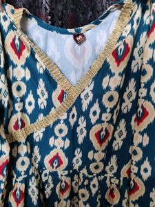 Green Ethnic Print Full Sleeves Kurti