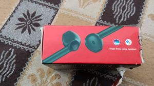 I Am Selling My Airdopes 131