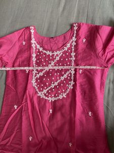 Pink Moti Handwork Batik Kurta Set
