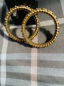 Gold-toned Bangle Set