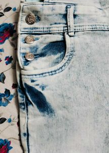 Denim Dungaree With Tshirt