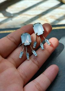 Statement Dangle Earrings 🤍✨