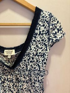 Abercrombie Beautiful Top