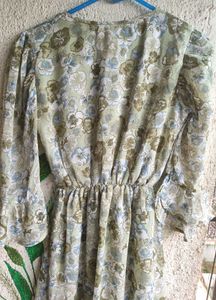 Floral Print Dress🎀💚