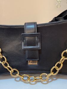 Chic Black Handbag