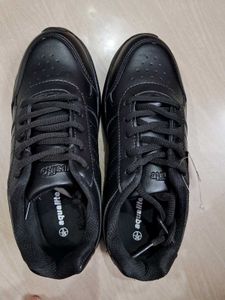 Aqualite Black Sneakers