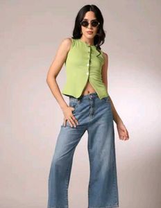 Green Button-Down Sleeveless Top