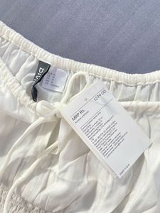 H&amp;M White Smocked Crop Top