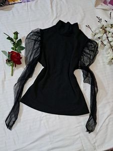 Korean Top 🖤
