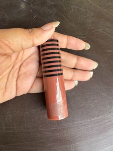 Nykaa Lipstick Deja Nude