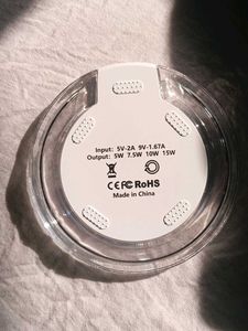 This is a new wireless charger.Limited Stock ⚠️