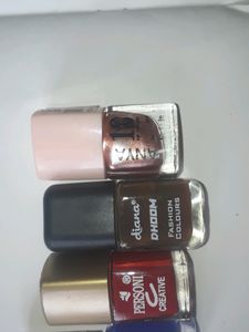Combo Of Nail Paints And One Instant Eyeliner