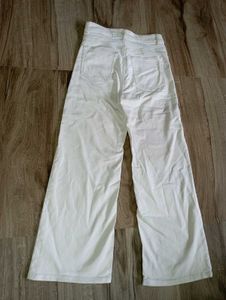 Combo Of Off White High Waisted Jeans &amp; Earrings