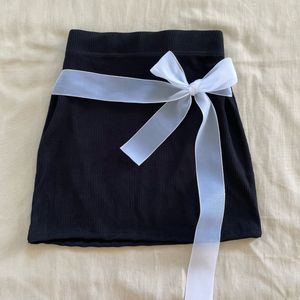 Off Shoulder Top &amp; Bow Skirt Set Feminine Elegance