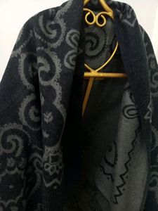 Woolen Reversible Square Shawl
