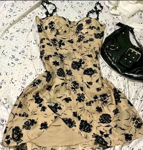 Floral Mini Dress🪩💗