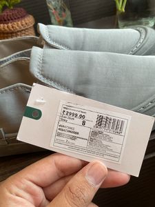 MEN SLIP ON SNEAKER