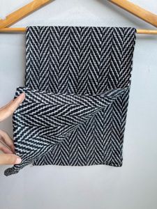 Hot Woolen Neck Mufler