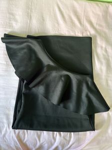 Chic Black One-Shoulder Dress