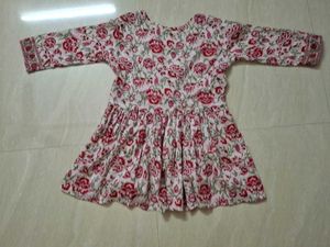 (Size~S)Peplum pink floral top🌻