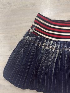 Denim short skirt