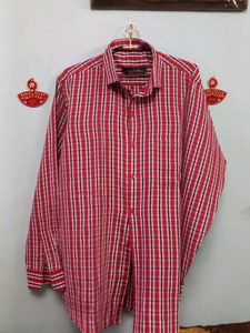 Volcano Men&#39;s Plaid Button-Down Shirt