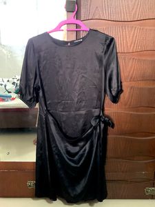 Knee Length Sexy Tie Up Dress