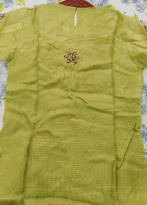 Embroidered Green Kurta