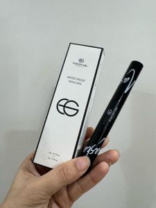 NEW! Europe Girl 2 In 1 Waterproof Mascara