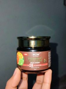WOW Vitamin C Face Cream