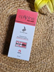 Epishine Skin Lightning Face Wash