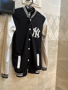 Versatile Jacket For Boys  Size M