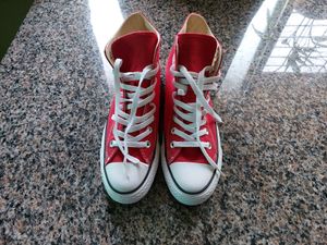 Authentic Brand New Converse Chuck Taylor