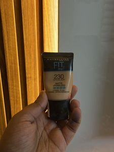 Maybelline Fit Me! Foundation
