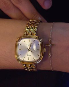 Swizzco Quartz Watch