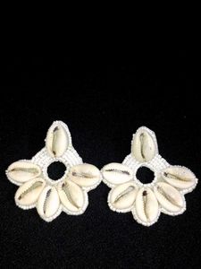 Cowrie Shell Flower Earrings