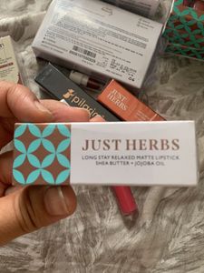 Justherb JHRM 06 Nude Play Lipstick