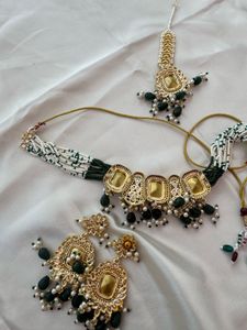 Green Necklace set